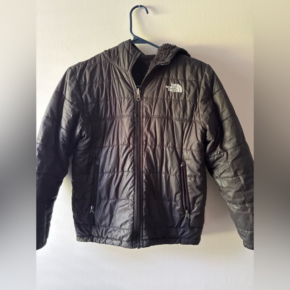North Face BOYS  M Black Winter Puffer Jacket Zip Up Suave Oso model - Picture 1 of 3